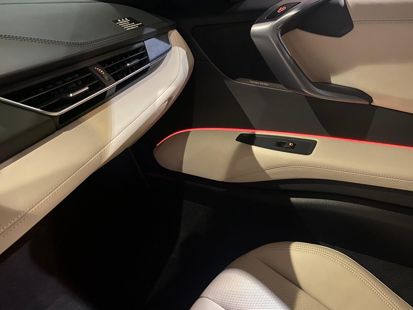 已售出2015 BMW i8 Coupe 總代理