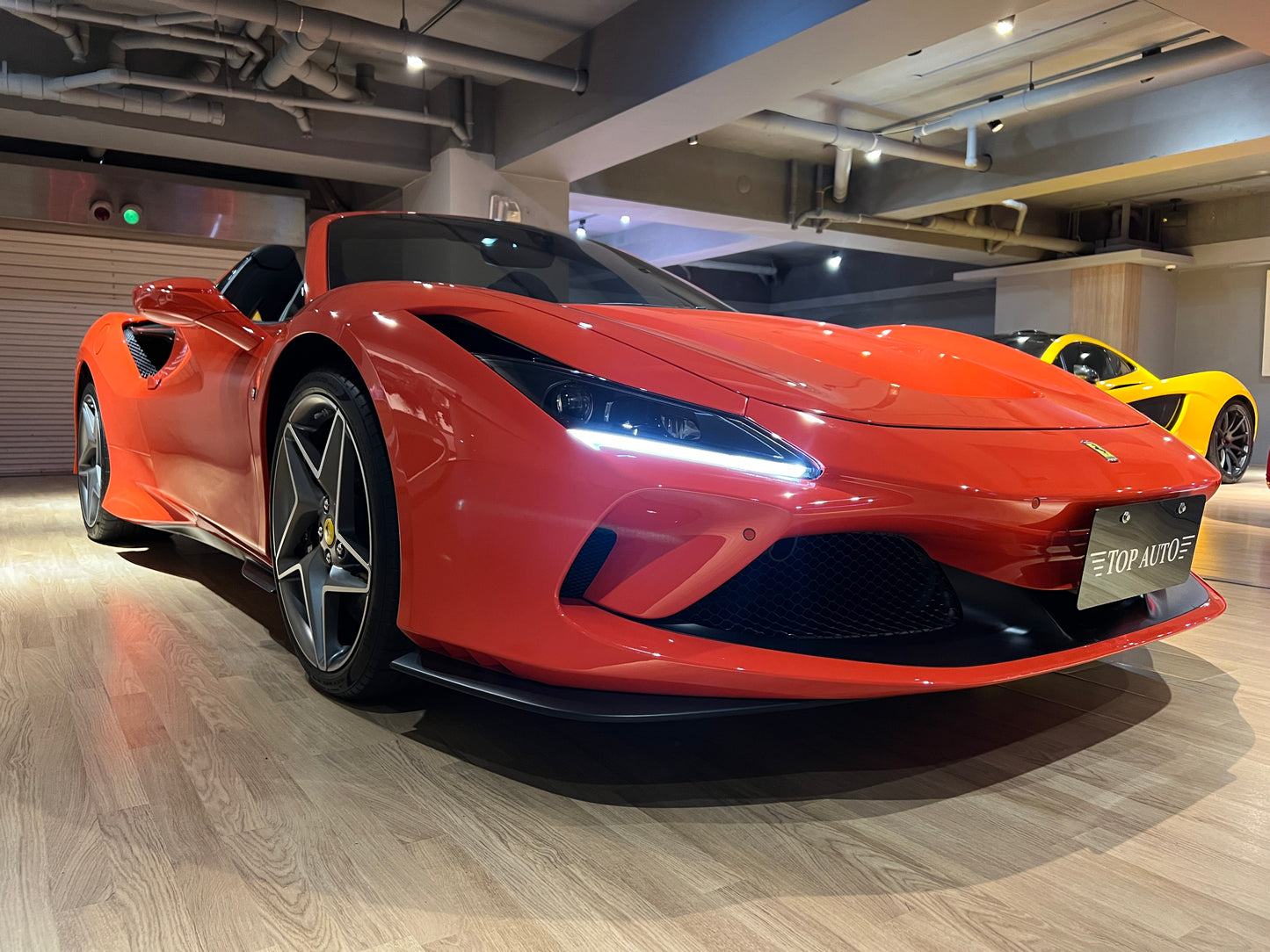 已售出-2022 Ferrari F8 Spider 總代理
