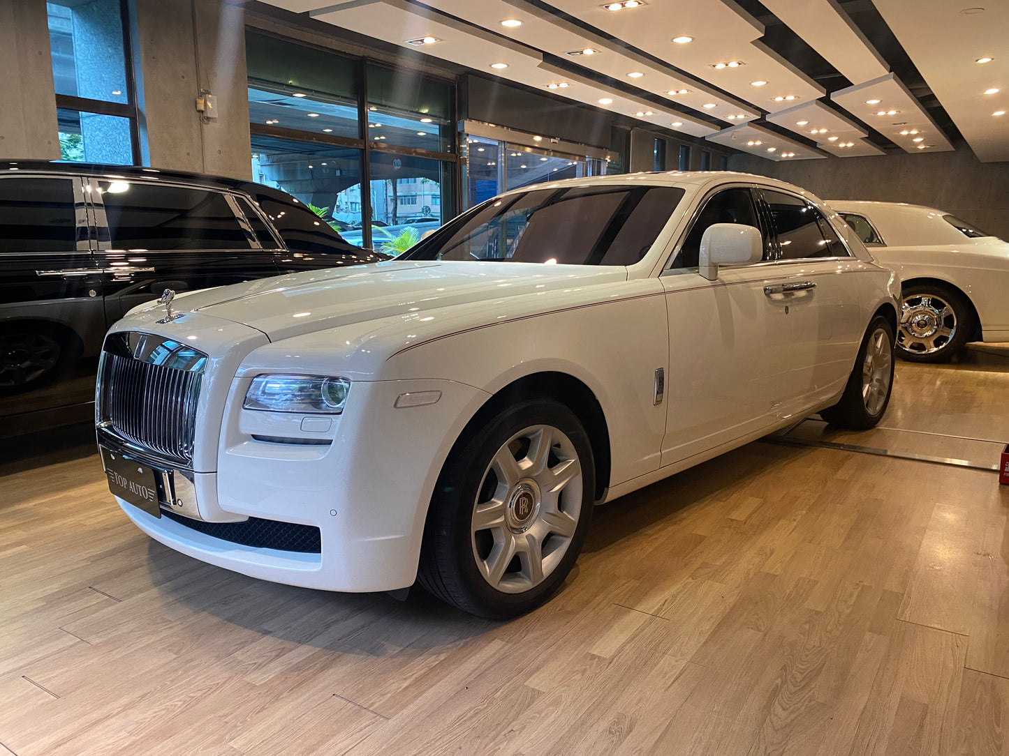已售出-2011 Rolls-Royce Ghost 歐規