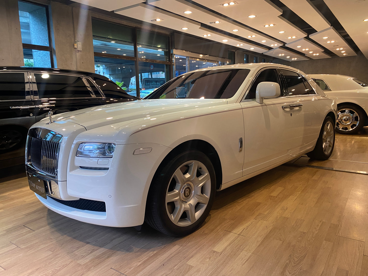 已售出-2011 Rolls-Royce Ghost 歐規