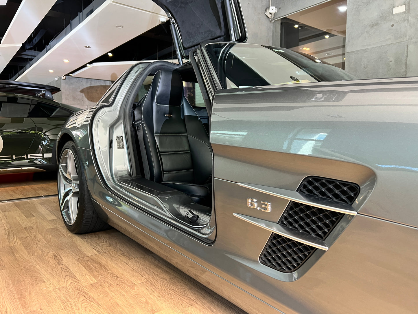 2011 Mercedes-Benz SLS AMG 總代理|台北超跑專賣|TopAuto 豐群汽車