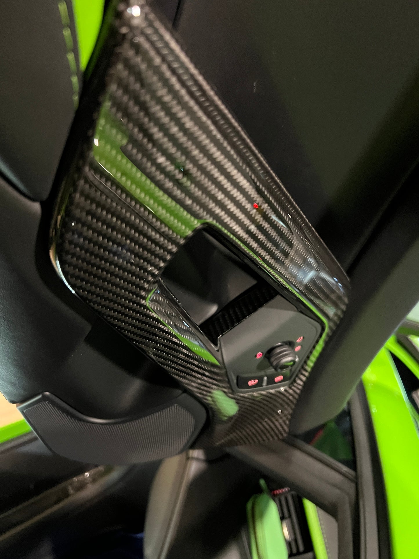 已售出-2018 Lamborghini Aventador S 總代理保固中一手車