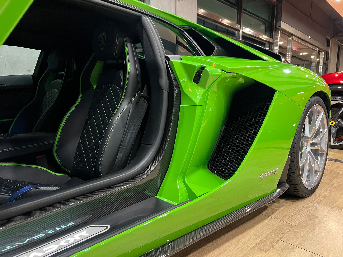 已售出-2018 Lamborghini Aventador S 總代理保固中一手車