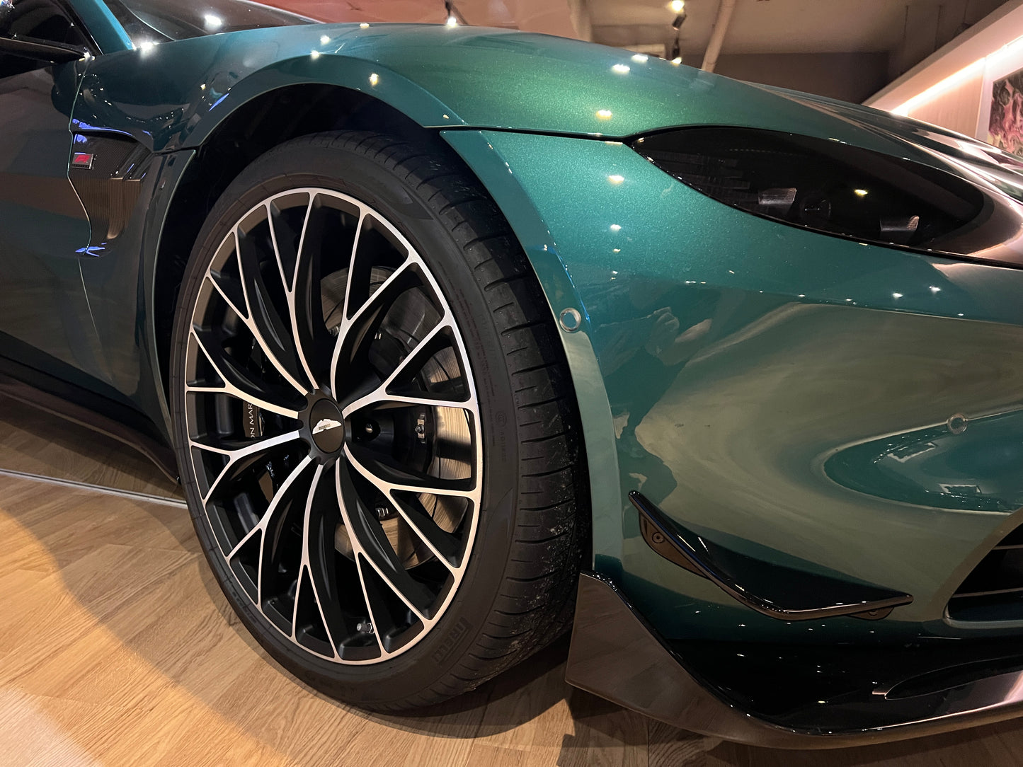 已售出-2022 Aston Martin Vantage F1 Edition 總代理