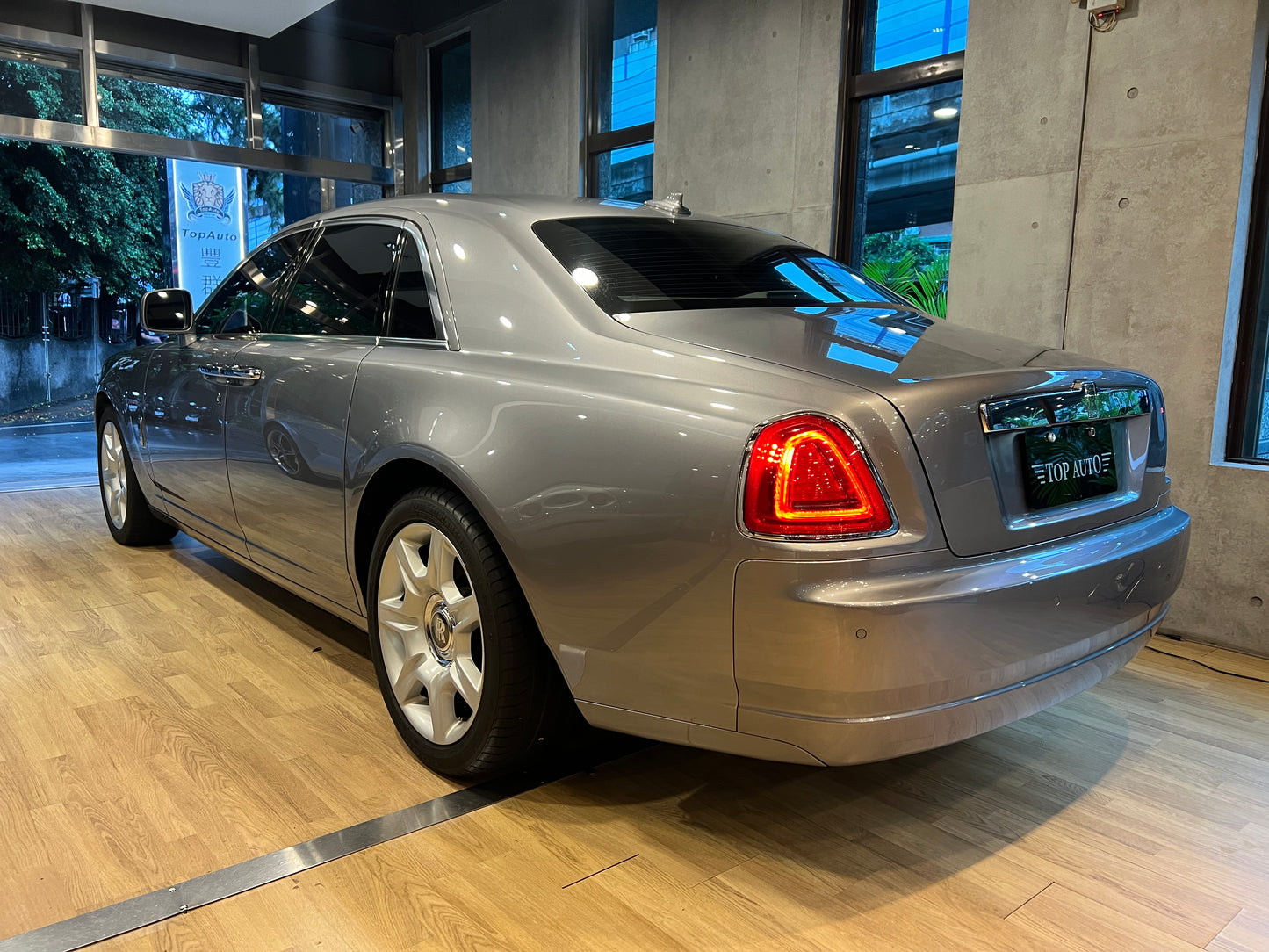 已售出-2011 Rolls-Royce Ghost 總代理一手車