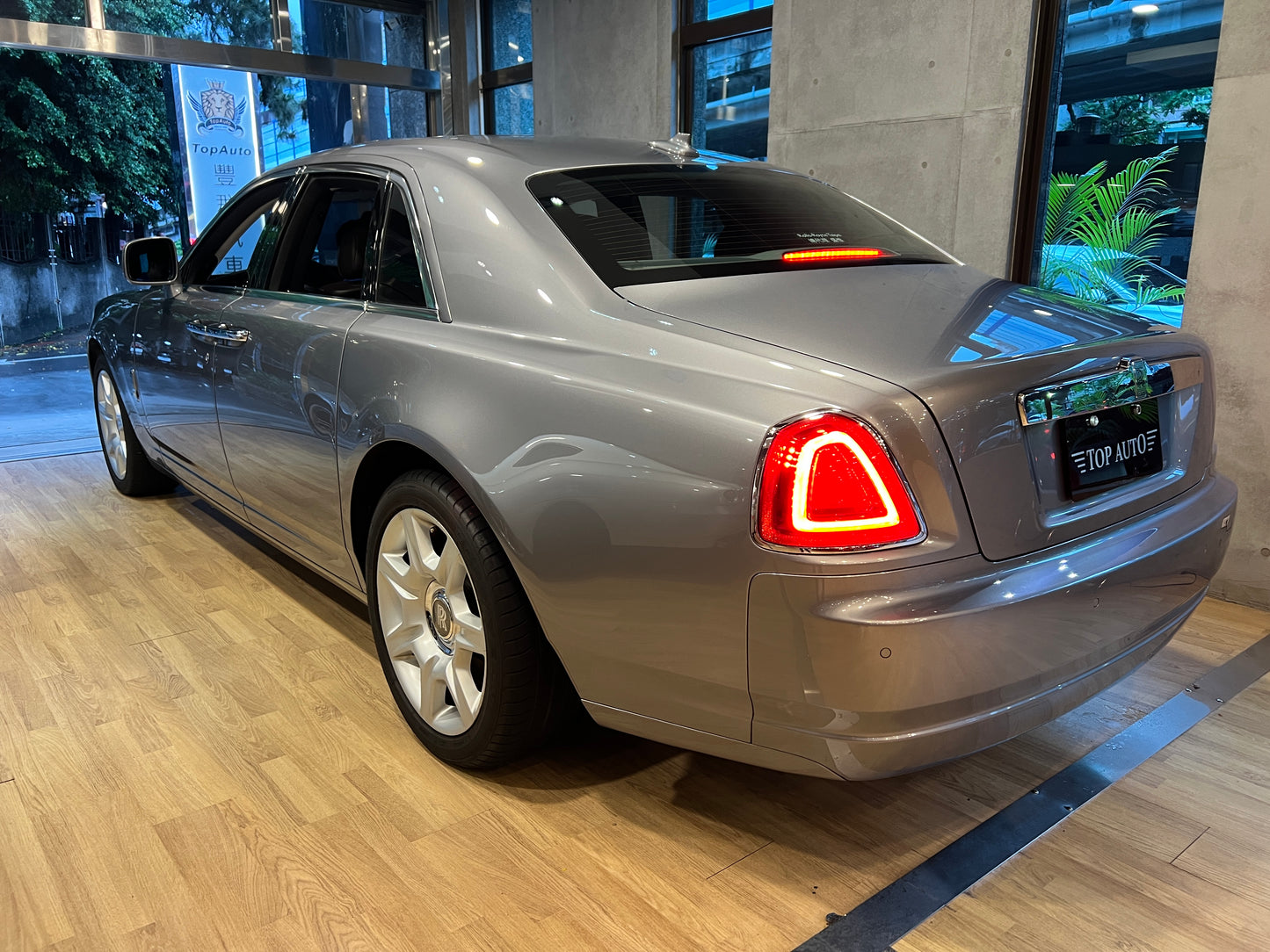 已售出-2011 Rolls-Royce Ghost 總代理一手車