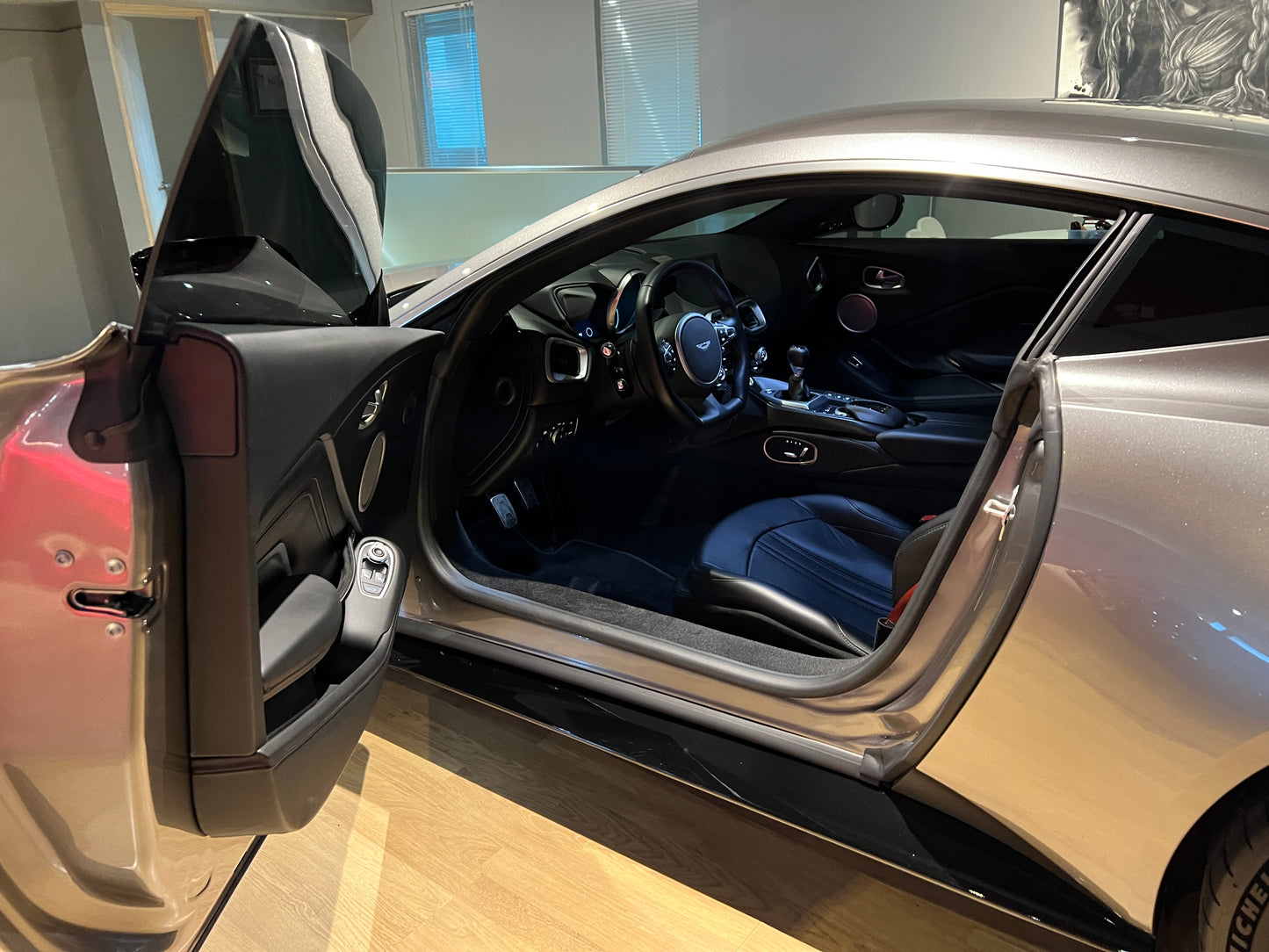 2021 Aston Martin Vantage V8 Manual 總代理|台北超跑專賣|TopAuto 豐群汽車