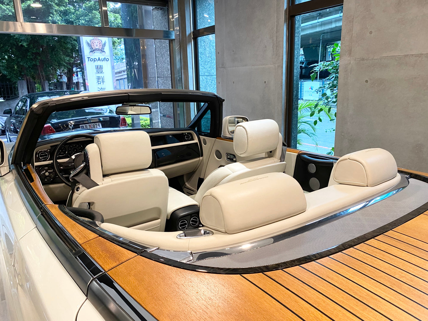 已售出-2013 Rolls-Royce Phantom Drophead Coupe
