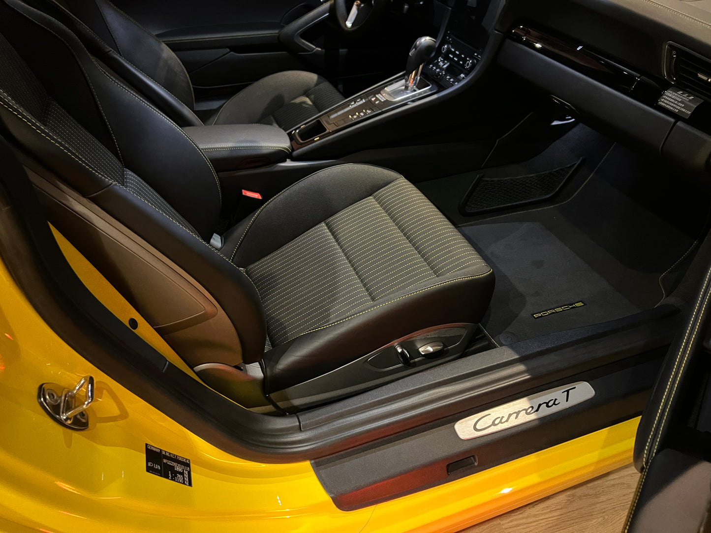 已售出-2018 Porsche 991.2 Carrera T 總代理