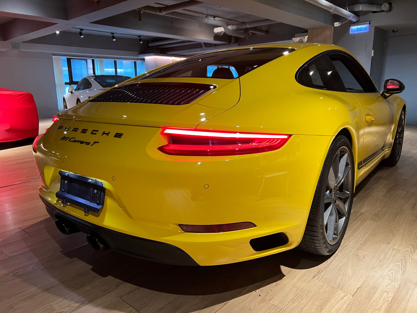 已售出-2018 Porsche 991.2 Carrera T 總代理
