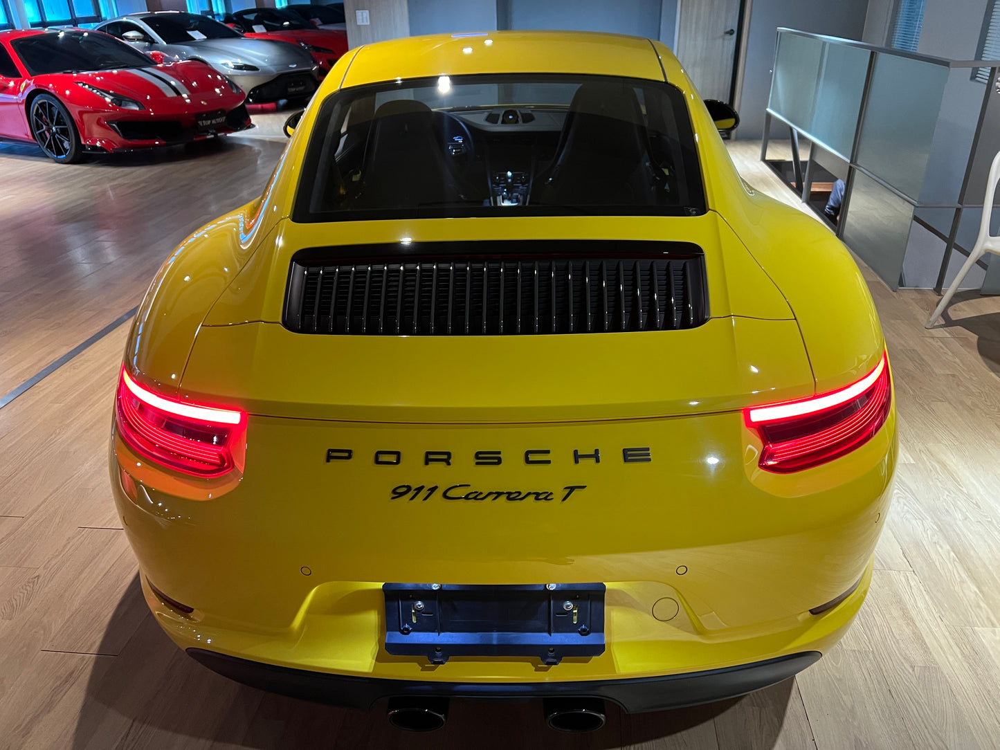 已售出-2018 Porsche 991.2 Carrera T 總代理