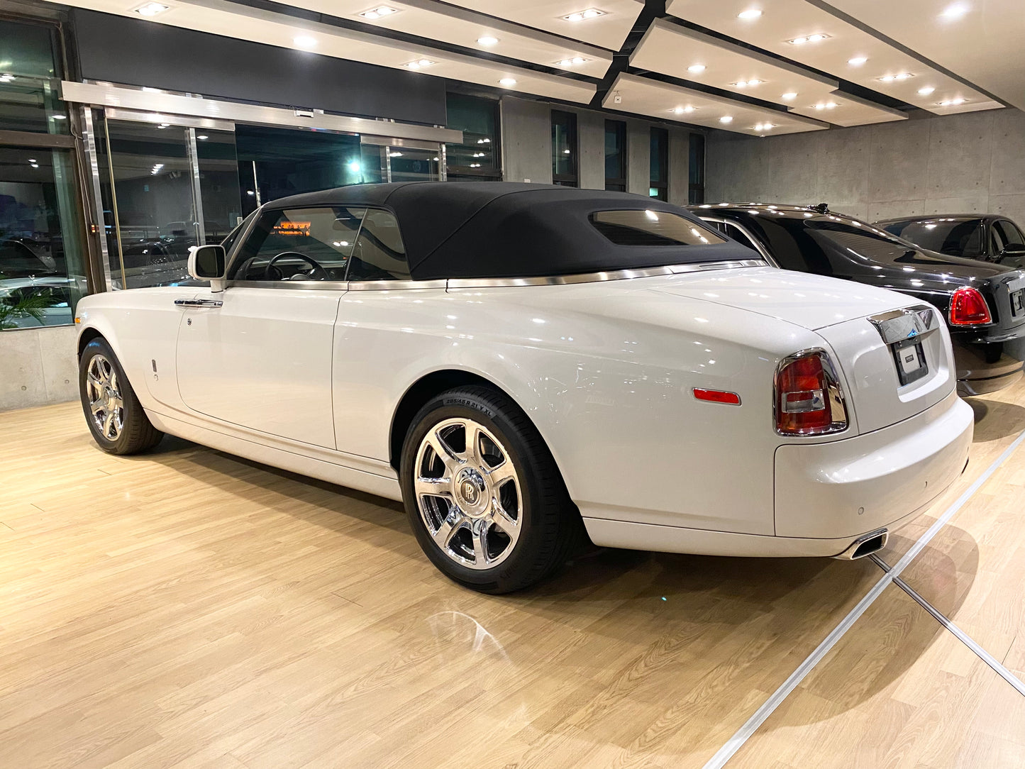 已售出-2013 Rolls-Royce Phantom Drophead Coupe