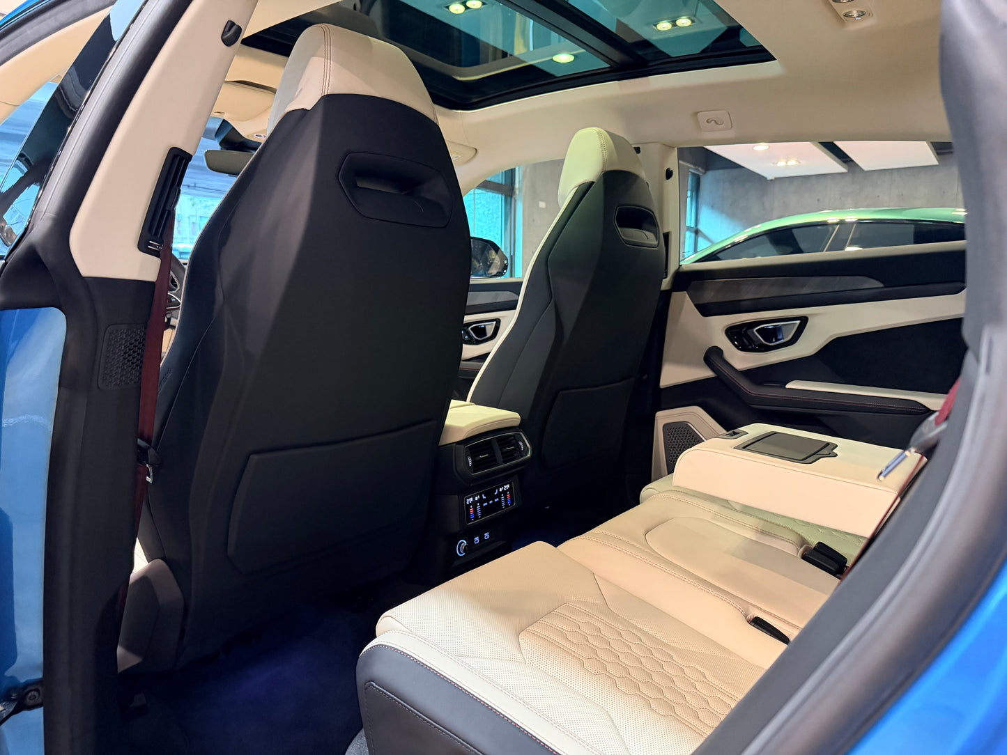 2024 Lamborghini Urus S 總代理一手車 | 台北超跑專賣 | TopAuto豐群汽車