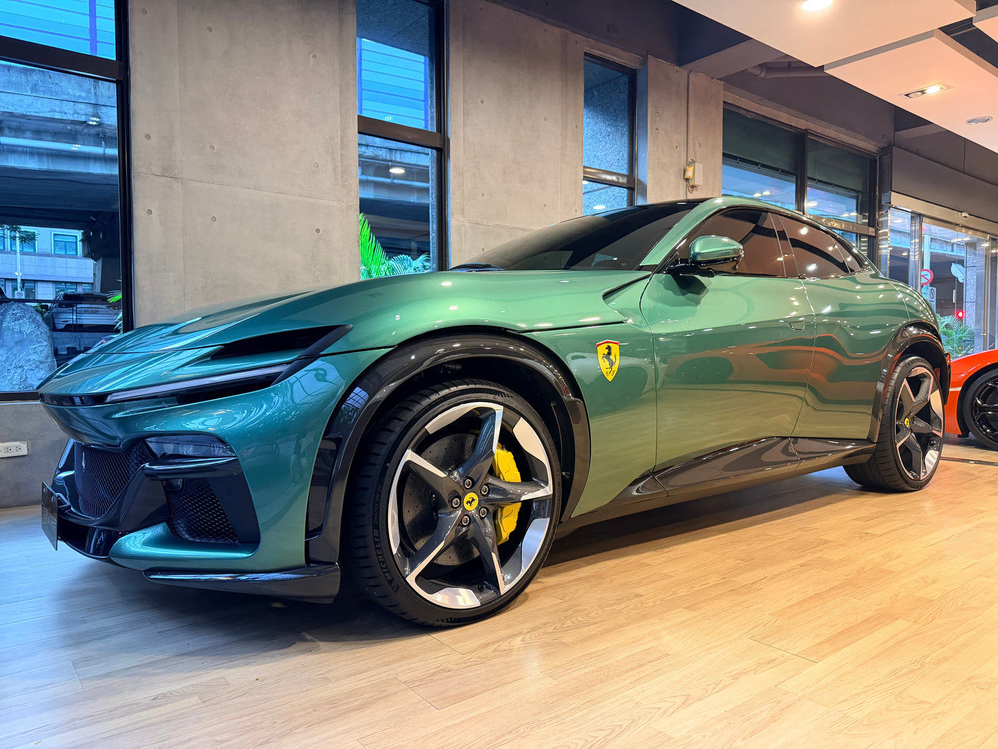 2024 Ferrari Purosangue 總代理 | 台北超跑專賣 | TopAuto豐群汽車