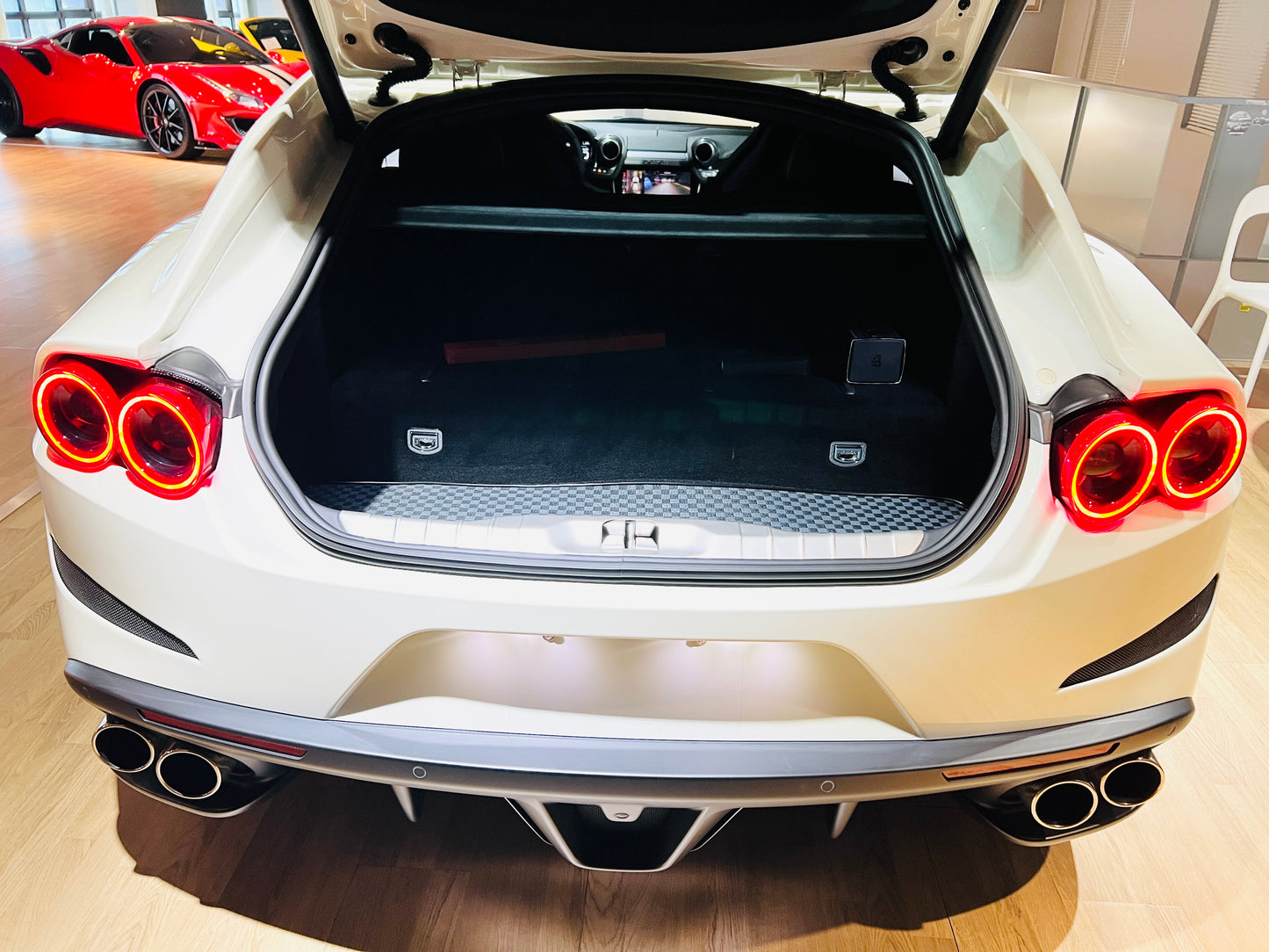 2020 Ferrari GTC4 Lusso T 總代理