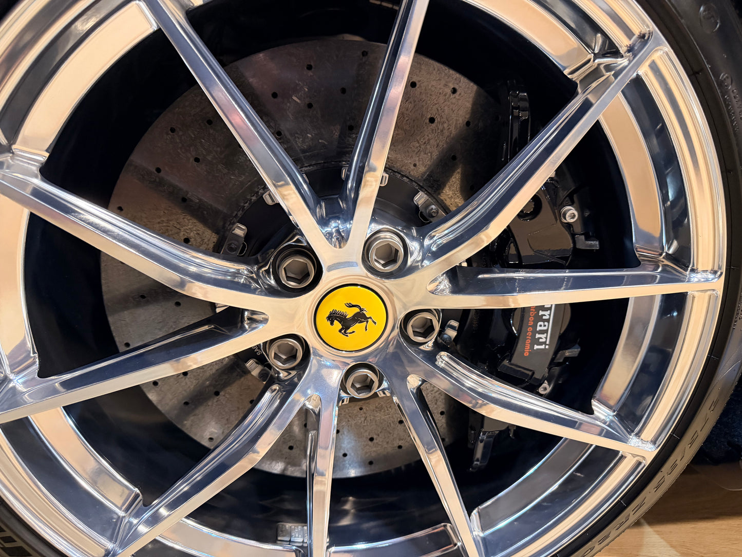 2021 Ferrari 812 GTS Tailor Made Ispirazioni 總代理 | 台北超跑專賣 | TopAuto豐群汽車