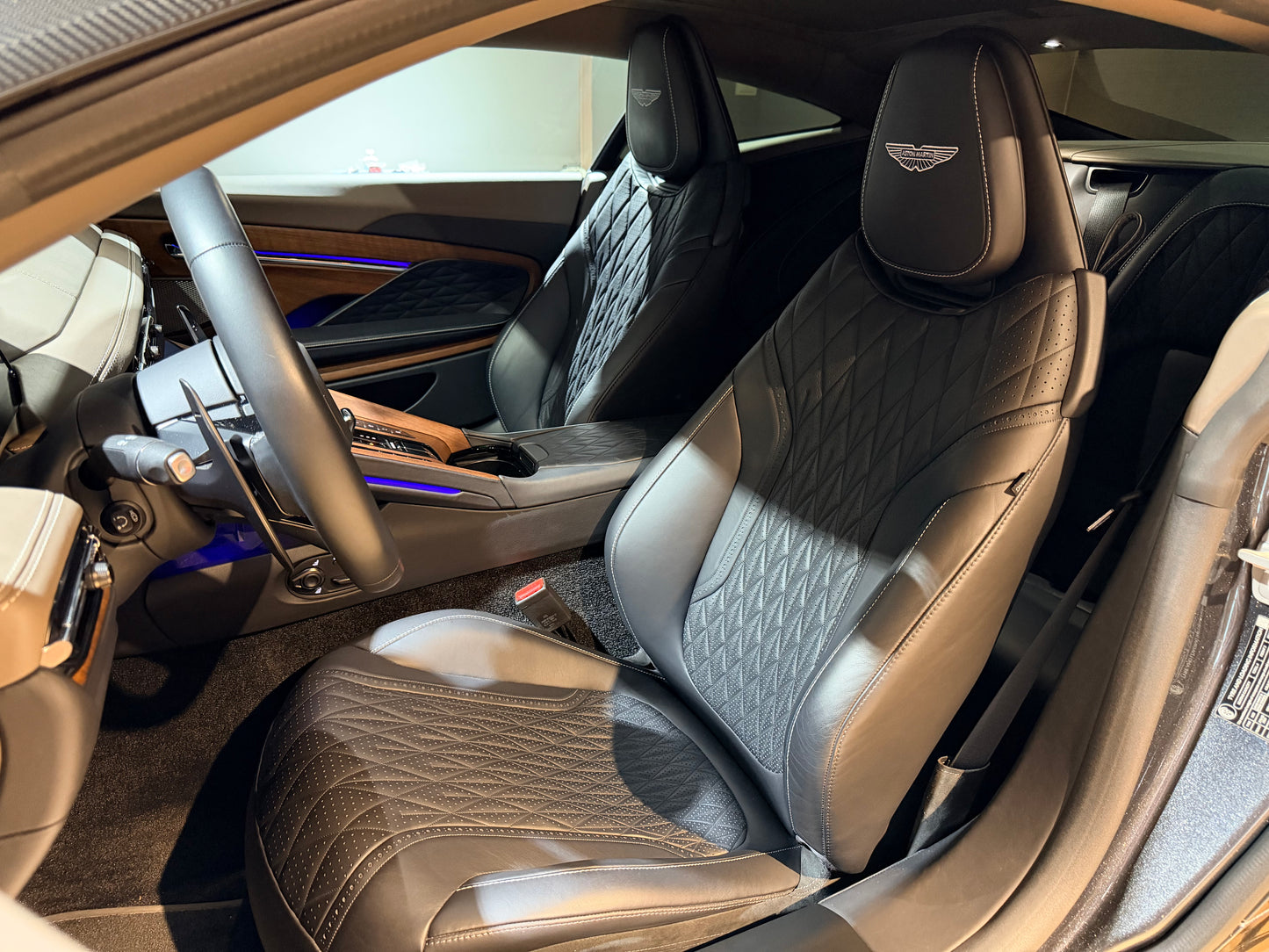 2024 Aston Martin DB12 總代理｜台北超跑專賣｜TopAuto豐群汽車