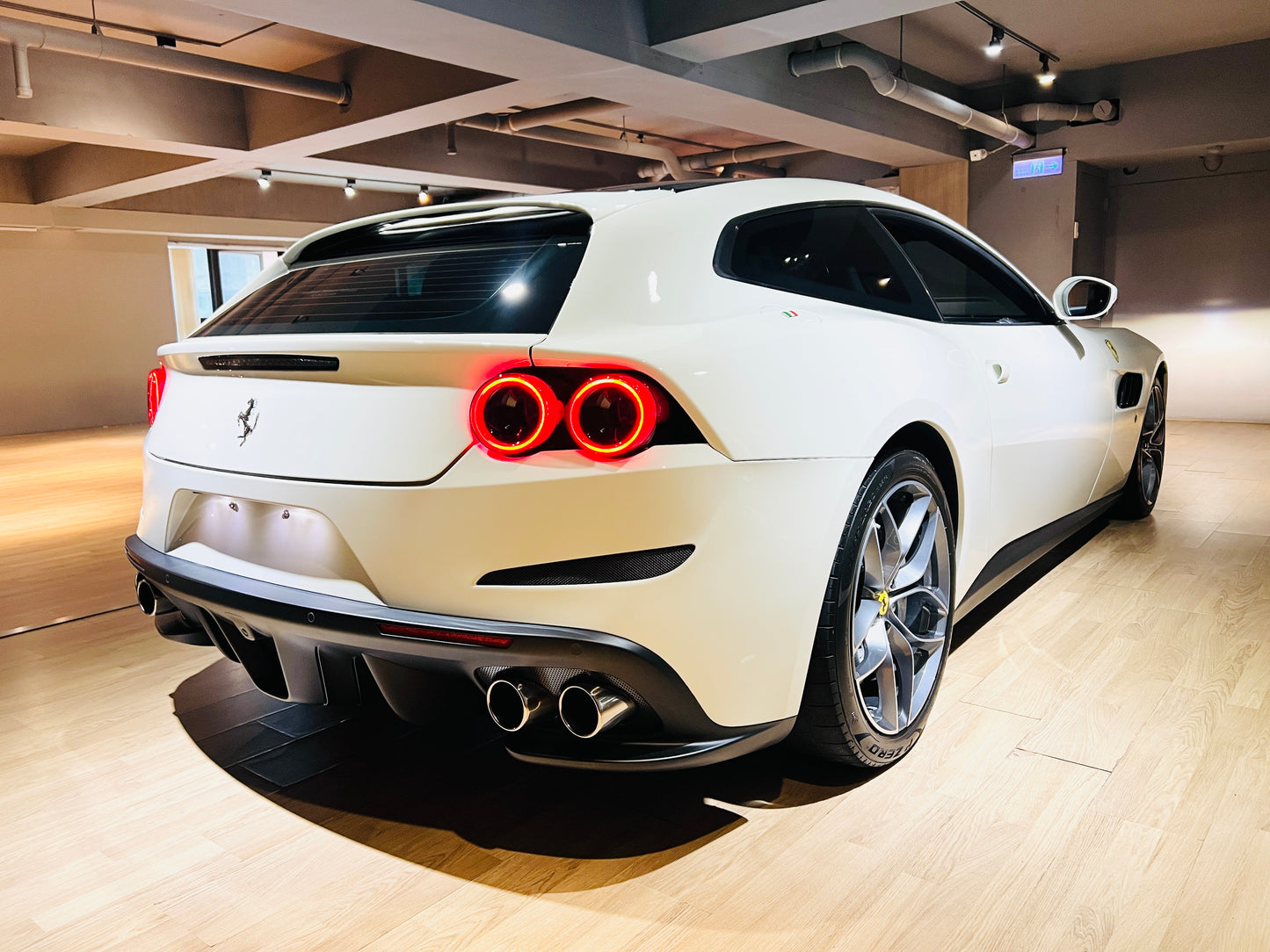2020 Ferrari GTC4 Lusso T 總代理