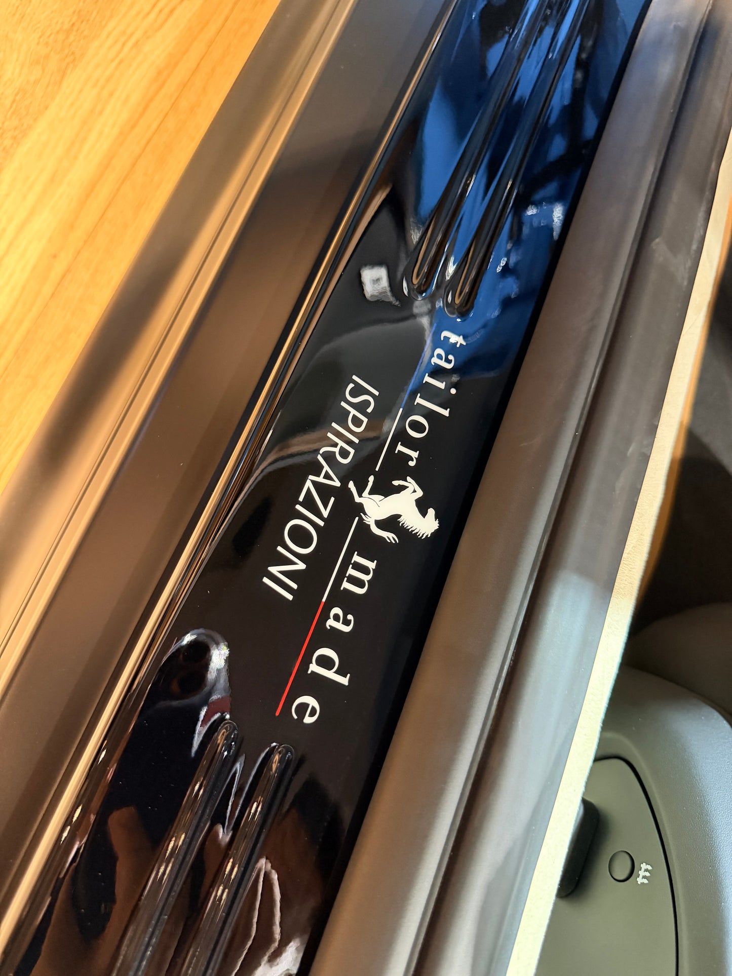 2021 Ferrari 812 GTS Tailor Made Ispirazioni 總代理 | 台北超跑專賣 | TopAuto豐群汽車