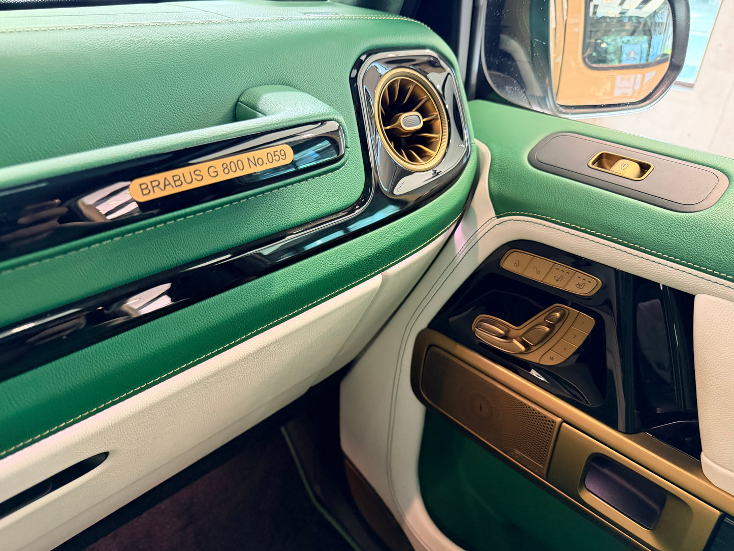 2023 Brabus G800