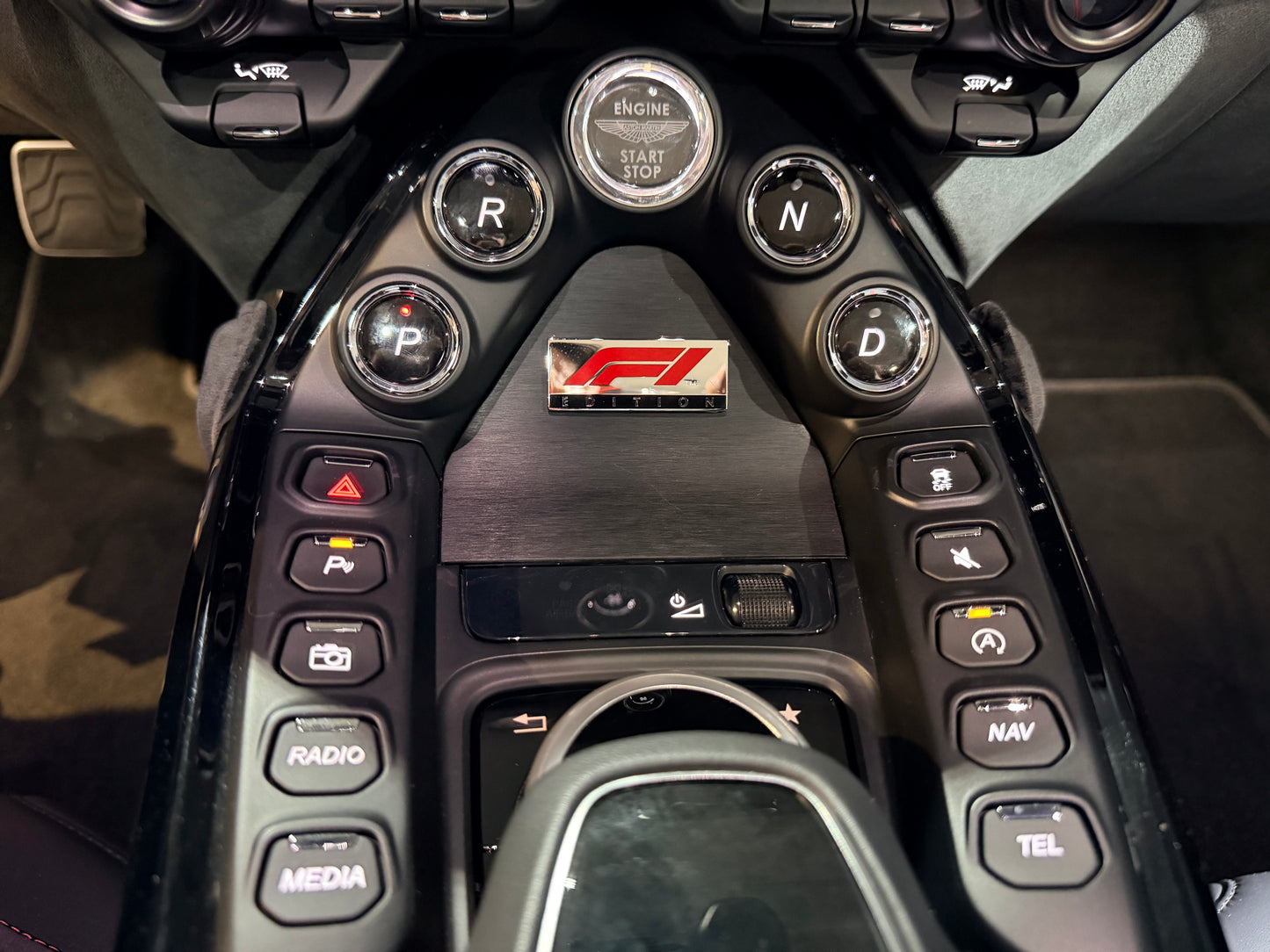 2022 Aston Martin Vantage Roadster F1 Edition 敞篷｜台北超跑專賣｜TopAuto 豐群汽車