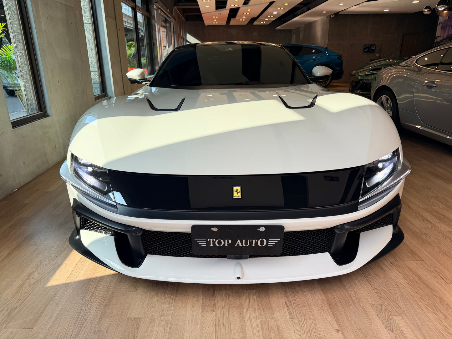 2025 Ferrari 12Cilindri 總代理 | 台北超跑專賣 | TopAuto豐群汽車
