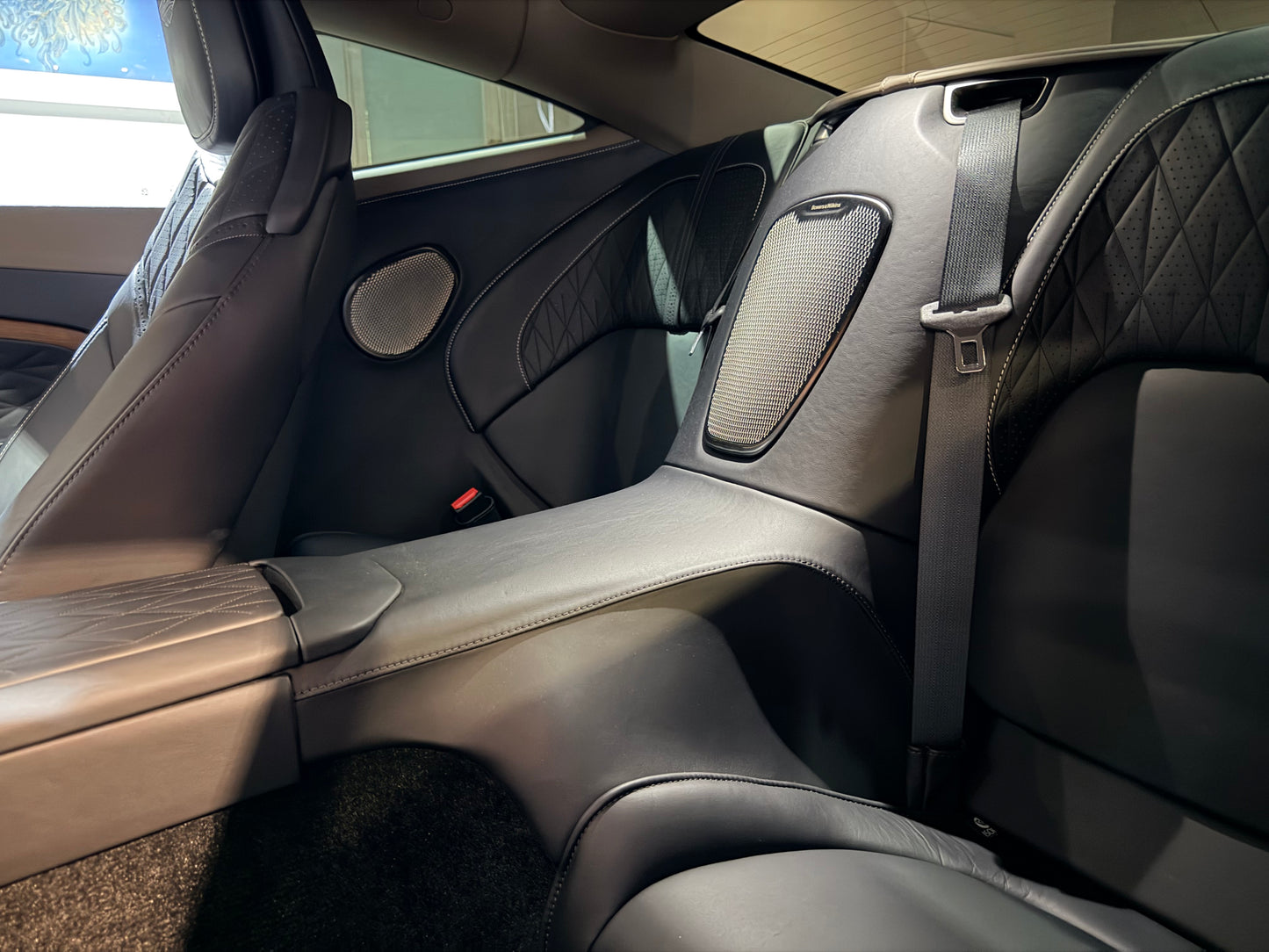 2024 Aston Martin DB12 總代理｜台北超跑專賣｜TopAuto豐群汽車