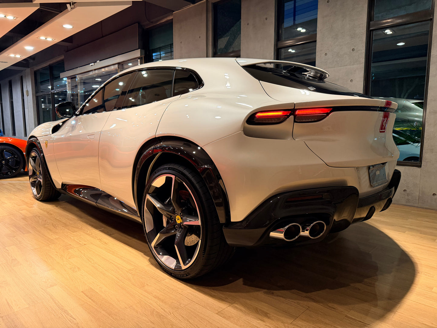 **2024 Ferrari Purosangue 總代理 | 台北超跑專賣 | TopAuto豐群汽車