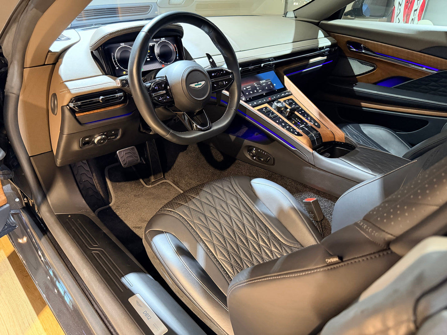 2024 Aston Martin DB12 總代理｜台北超跑專賣｜TopAuto豐群汽車