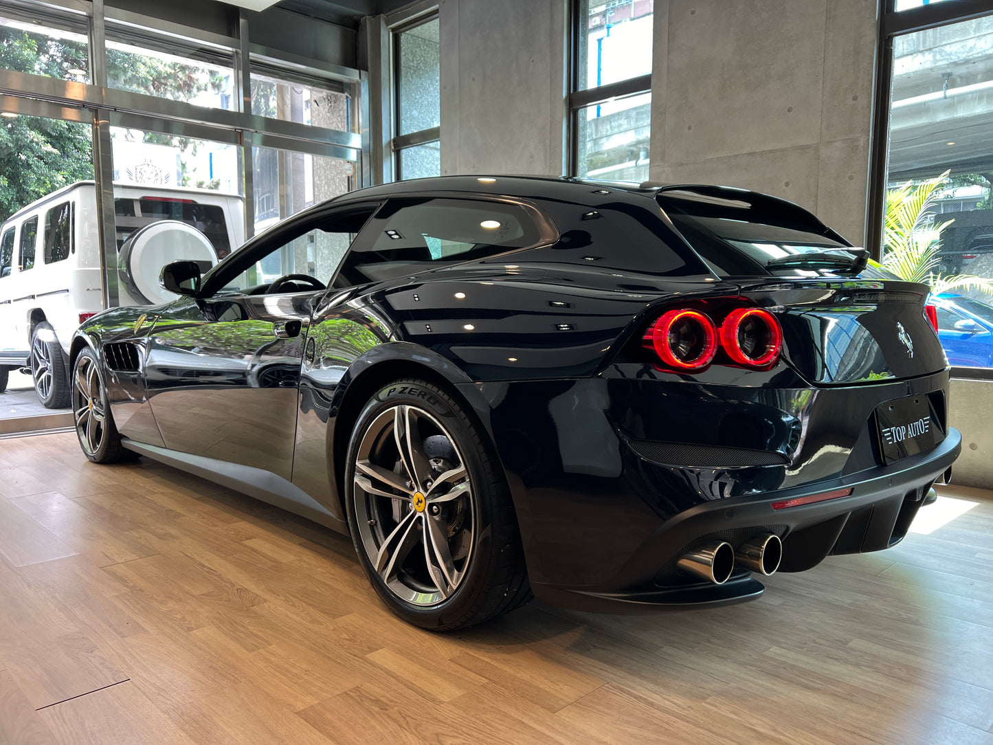 **2018 Ferrari GTC4 Lusso V12 總代理 | 台北超跑專賣 | TopAuto豐群汽車