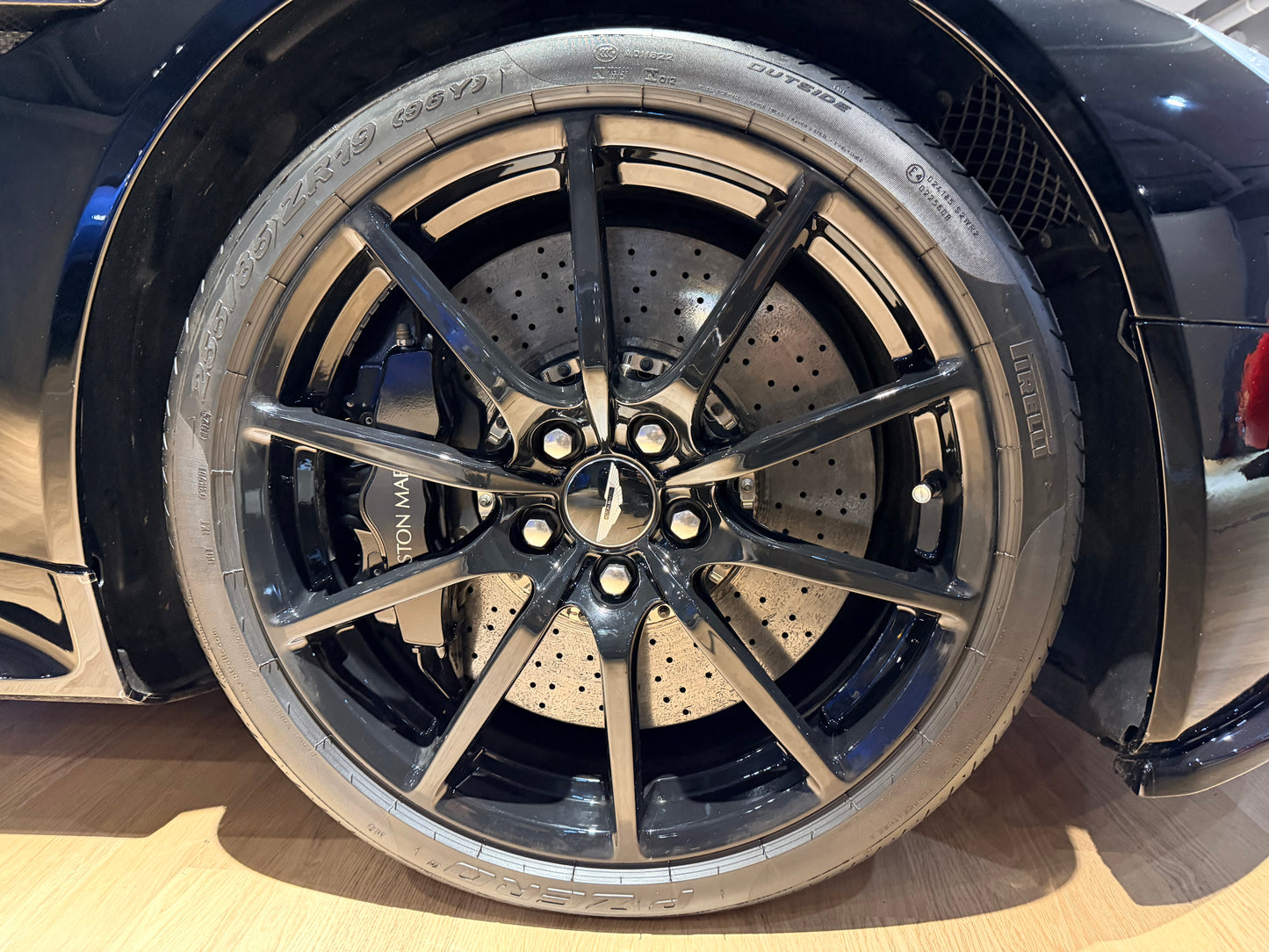 2015 Aston Martin Vantage S V12 | 台北超跑專賣 | TopAuto豐群汽車