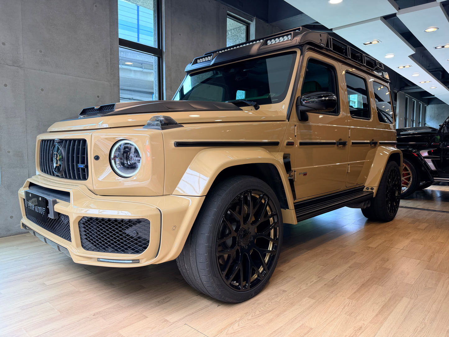 2023 Brabus G800
