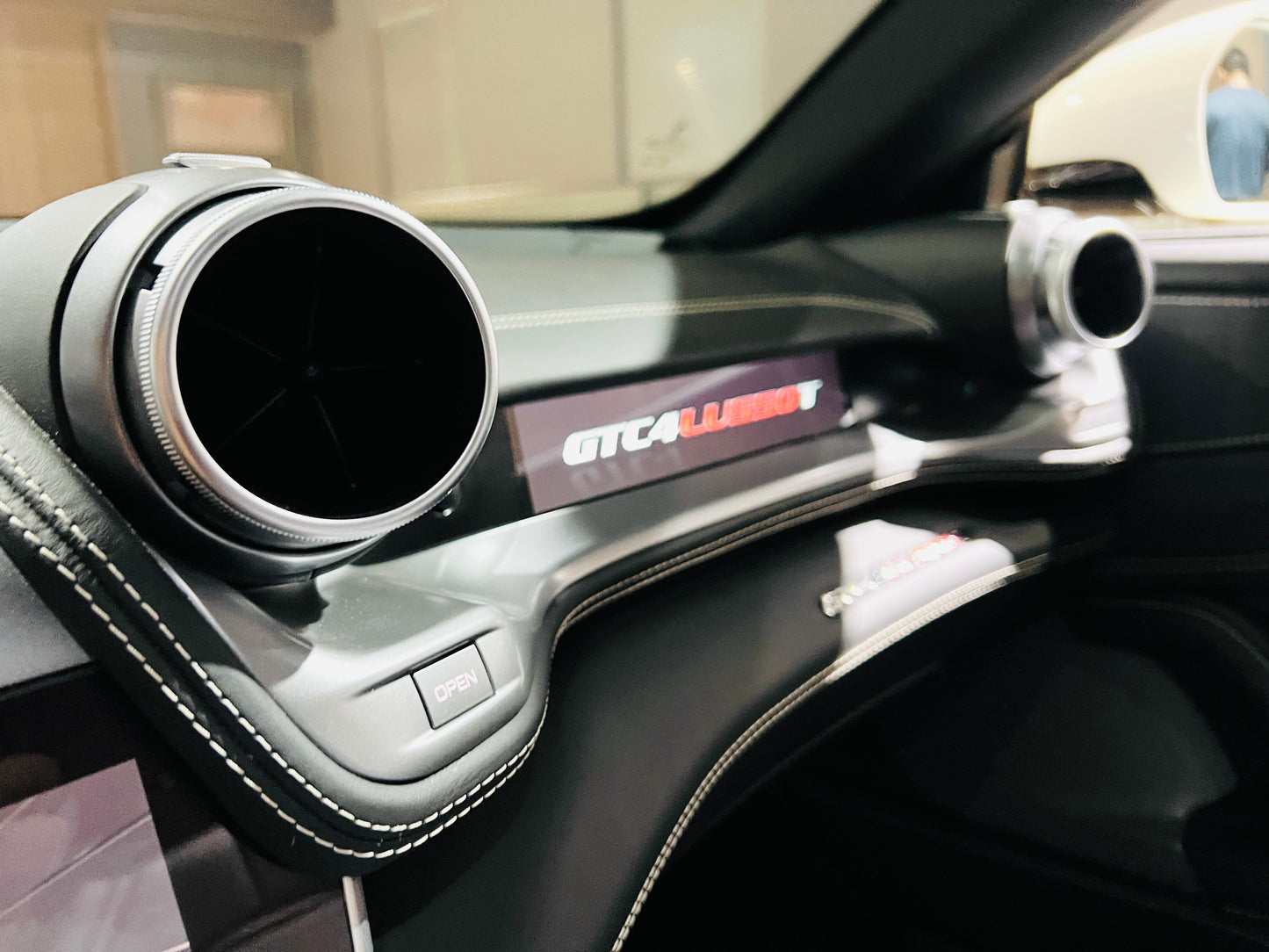 2020 Ferrari GTC4 Lusso T 總代理