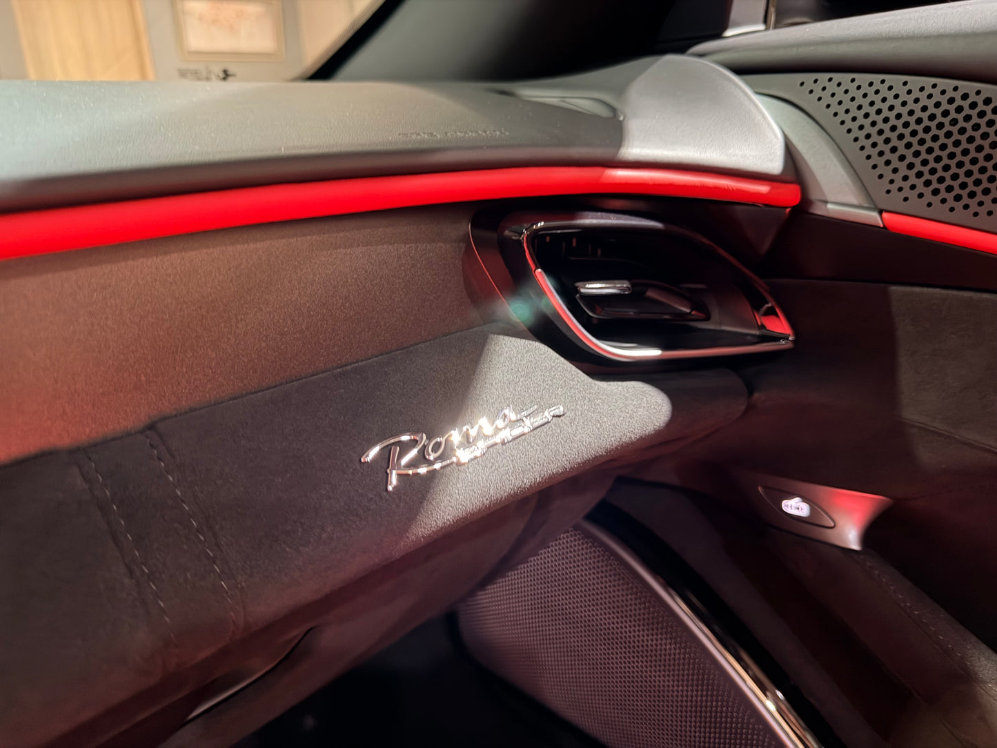 2024 Ferrari Roma Spider 總代理 | 台北超跑專賣 | TopAuto豐群汽車