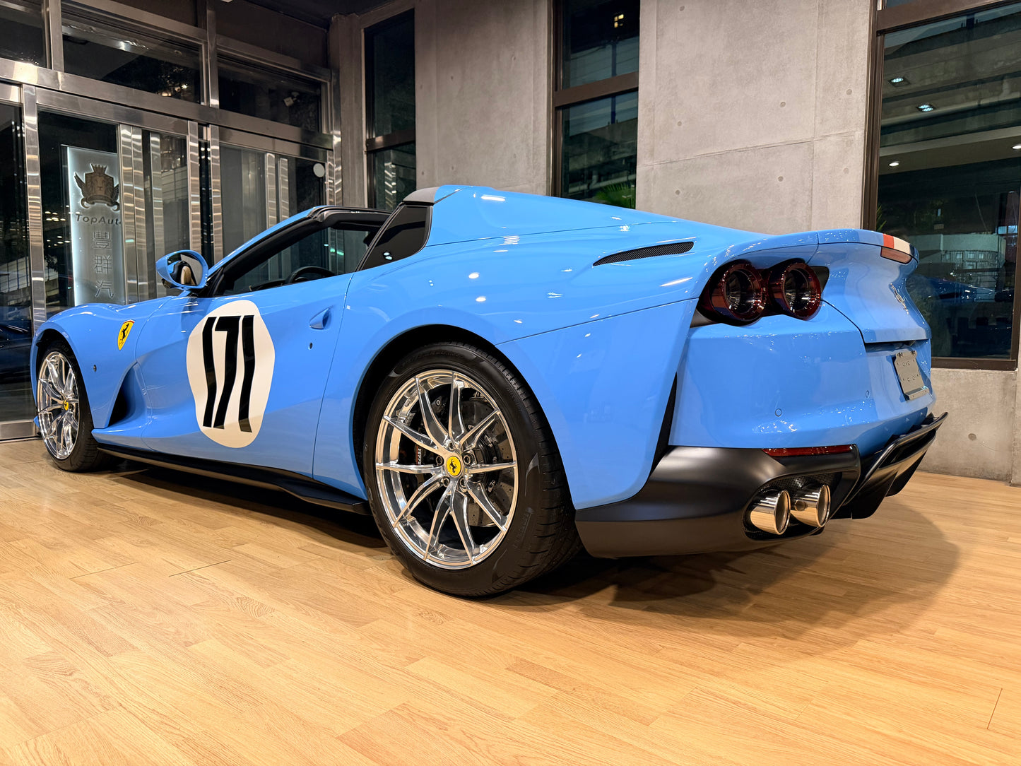 2021 Ferrari 812 GTS Tailor Made Ispirazioni 總代理 | 台北超跑專賣 | TopAuto豐群汽車