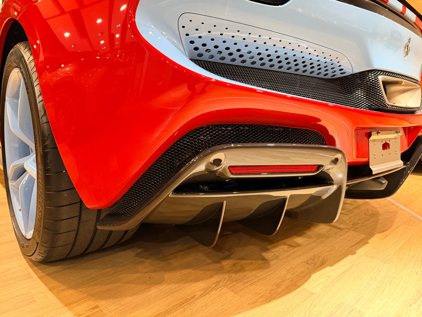 **2024 Ferrari 296 GTB Assetto Fiorano -Tailor Made 總代理 | 台北超跑專賣 | TopAuto豐群汽車