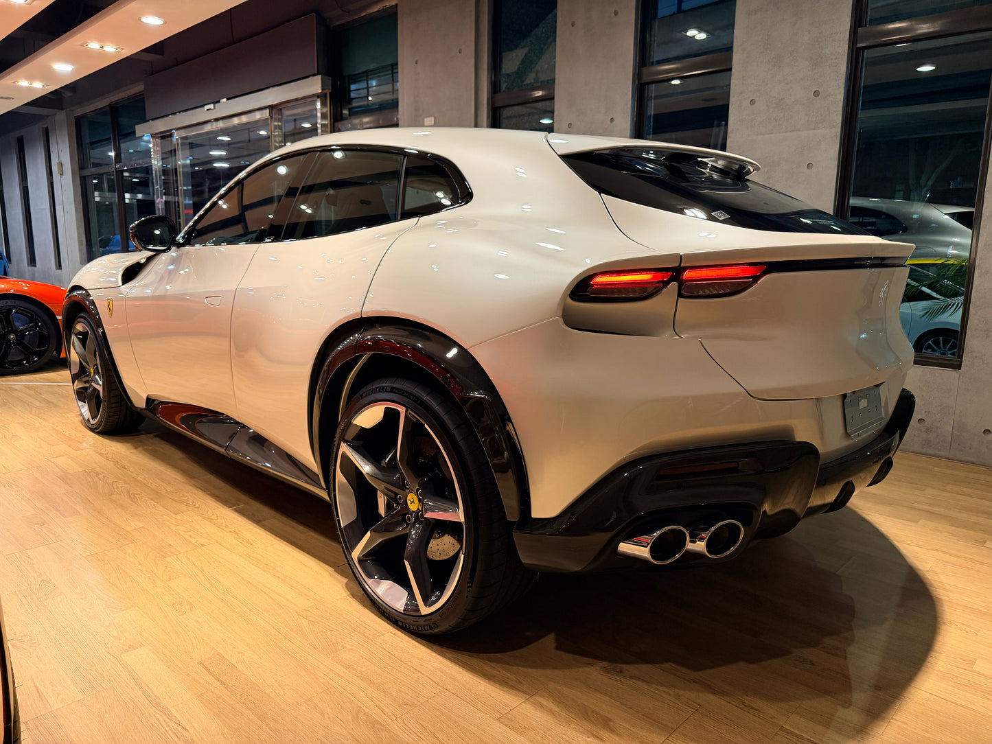 **2024 Ferrari Purosangue 總代理 | 台北超跑專賣 | TopAuto豐群汽車
