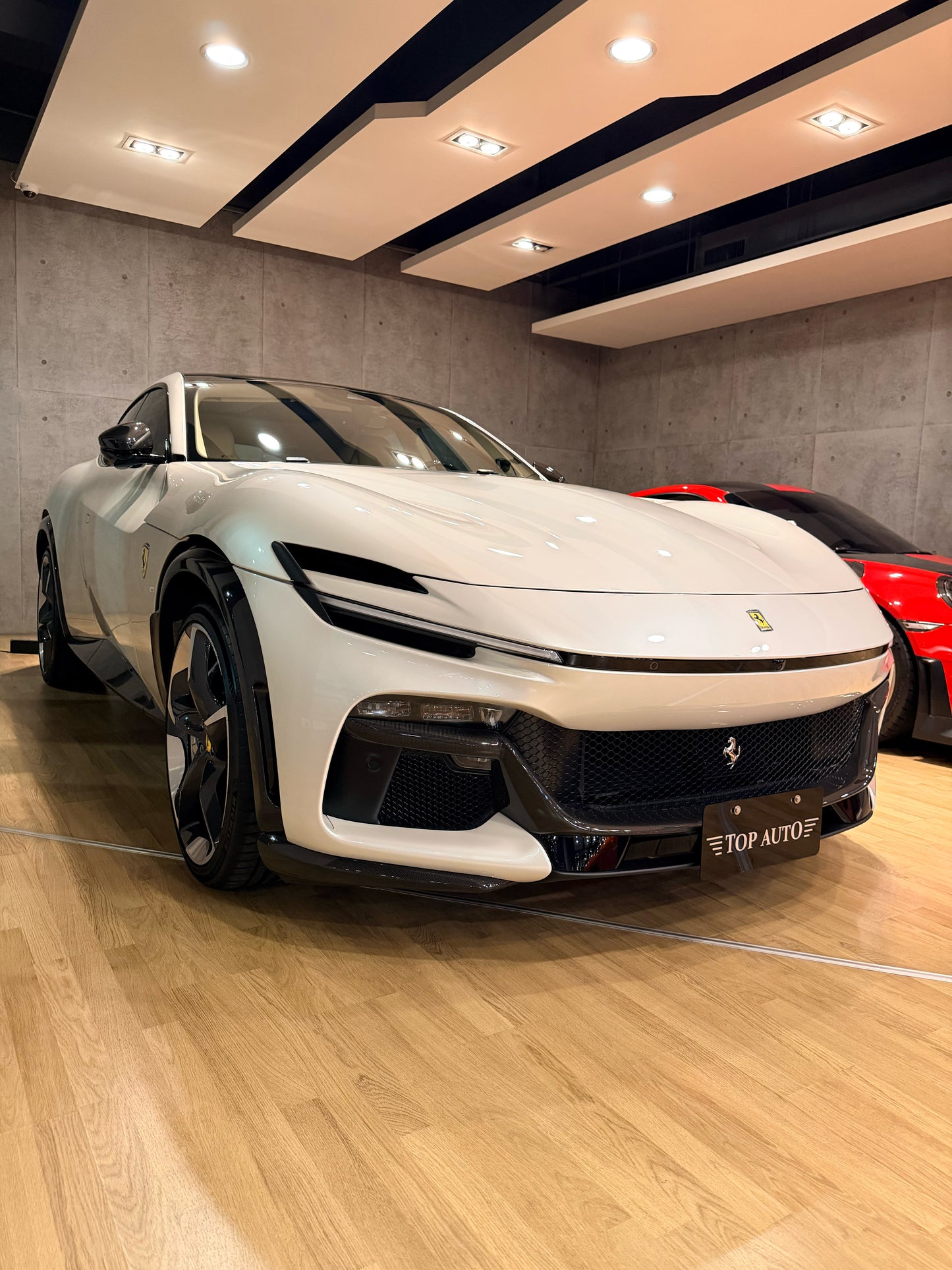**2024 Ferrari Purosangue 總代理 | 台北超跑專賣 | TopAuto豐群汽車