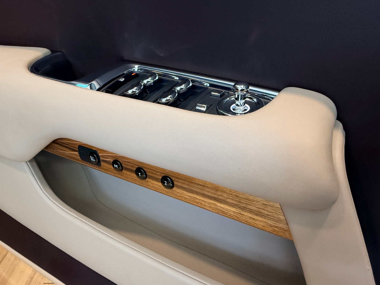 **2016 Rolls Royce Wraith 總代理 | 台北超跑專賣 | TopAuto豐群汽車