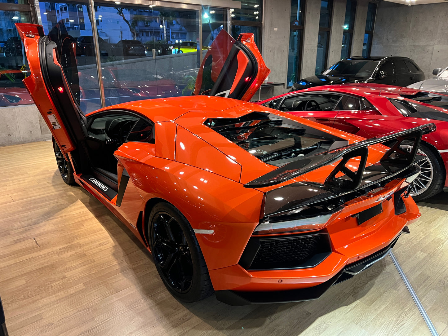 2012 Lamborghini Aventador 總代理