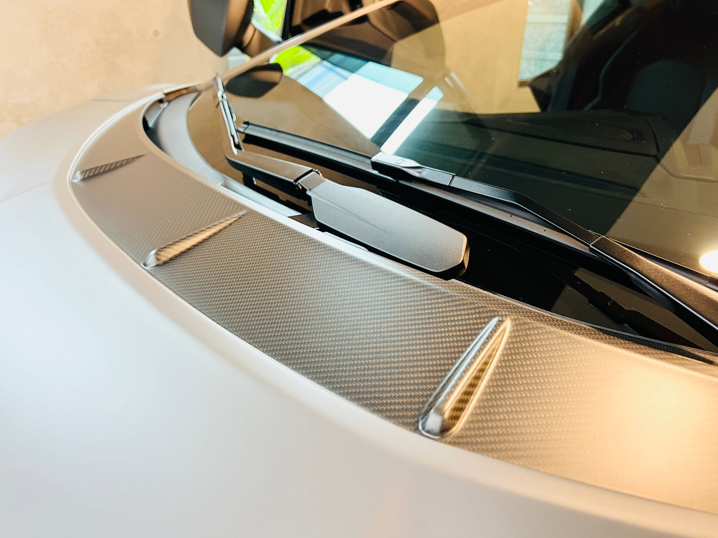已售出-Lamborghini Revuelto 總代理全新車