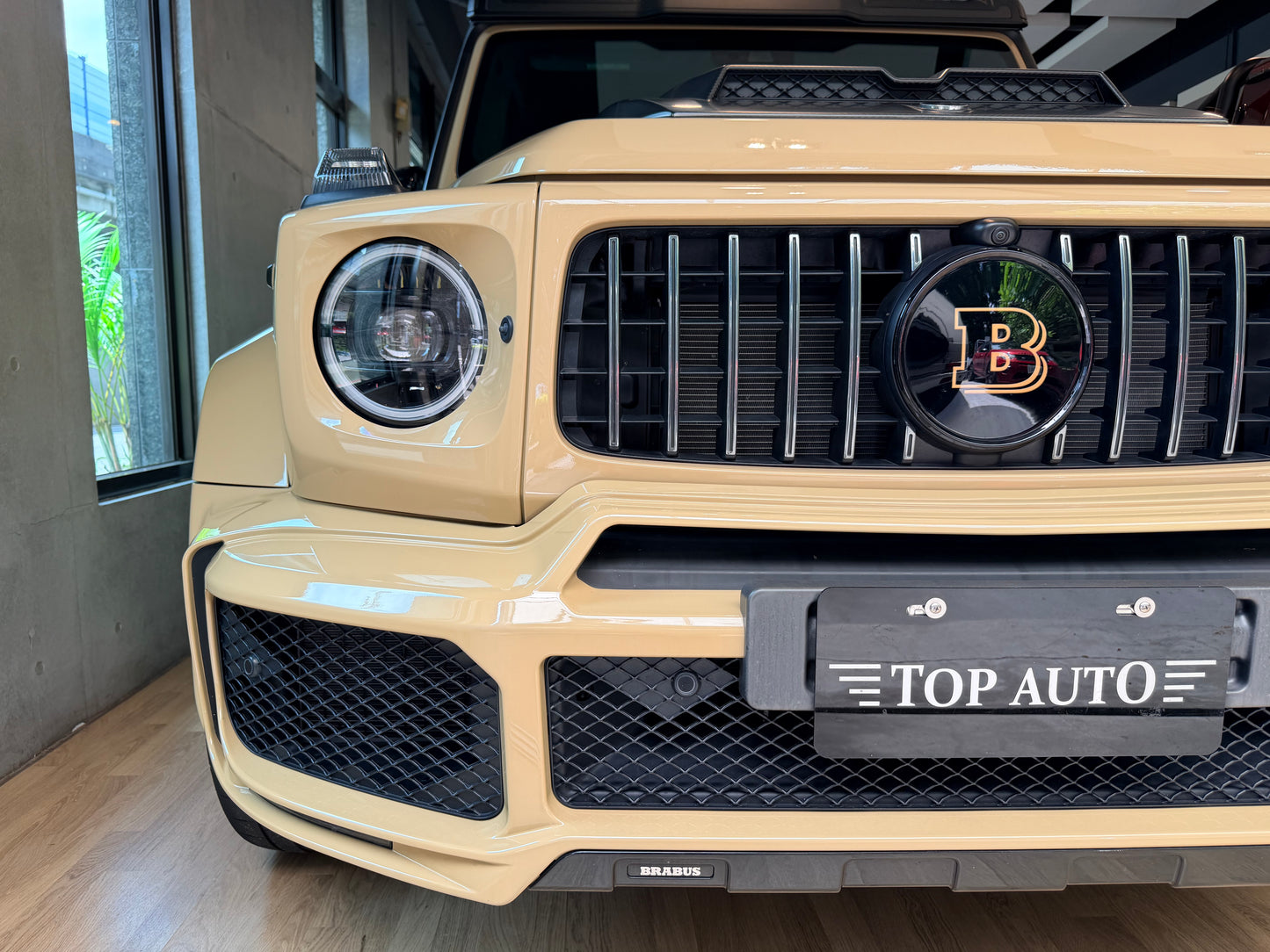 2023 Brabus G800