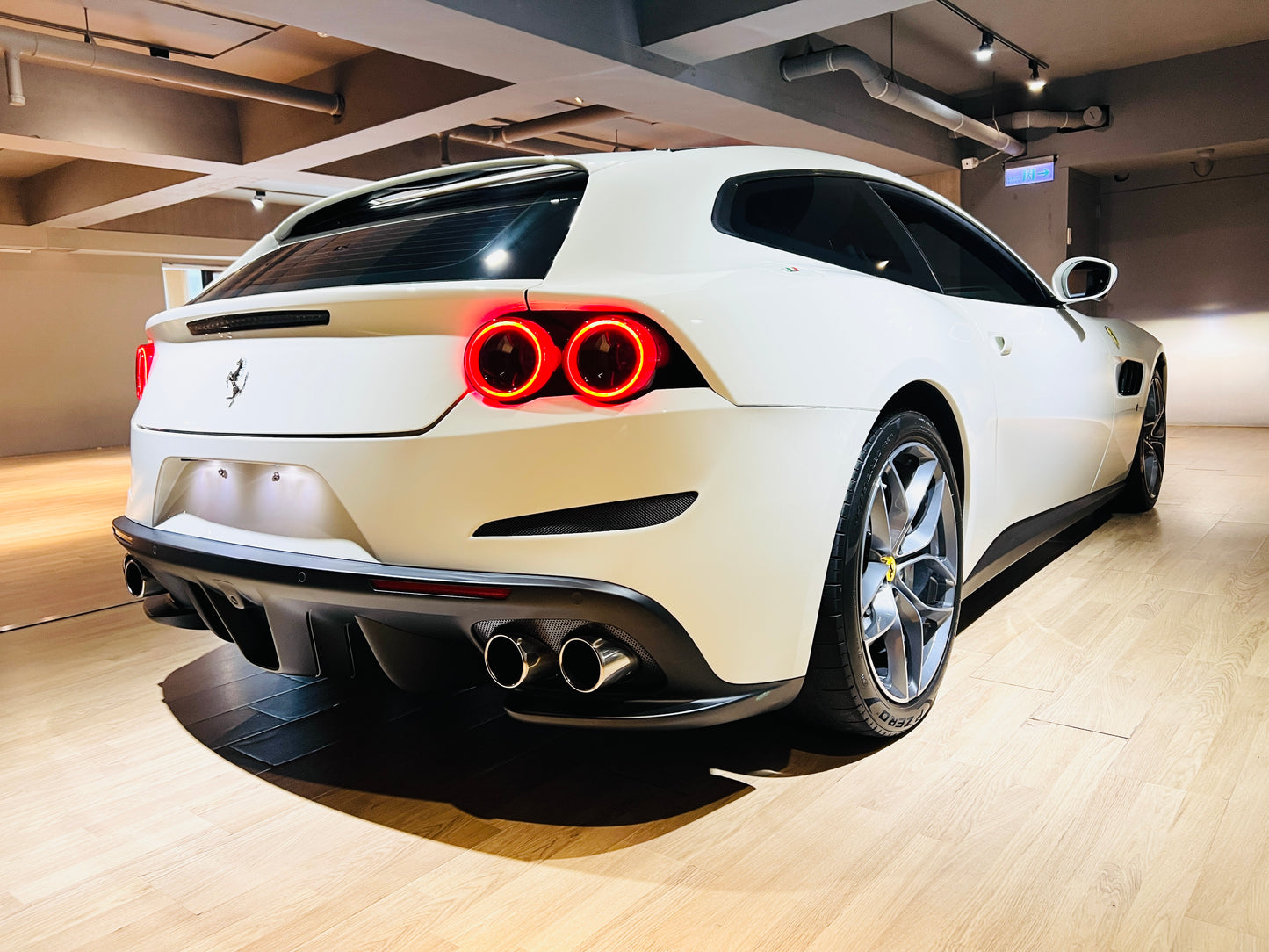 2020 Ferrari GTC4 Lusso T 總代理