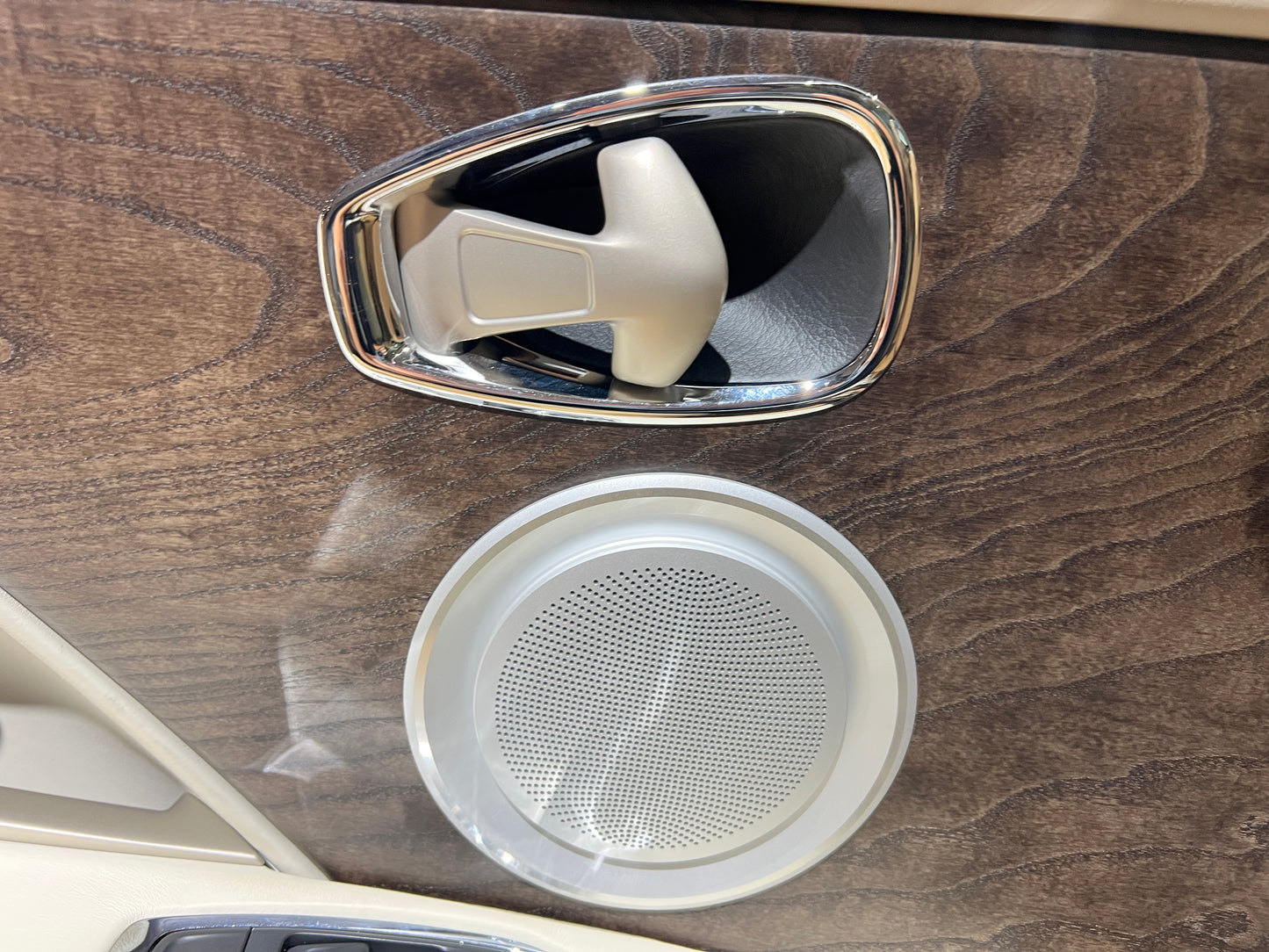 **2017 Aston Martin DB11 V12 Lunch Edition 總代理｜台北超跑專賣 | TopAuto豐群汽車