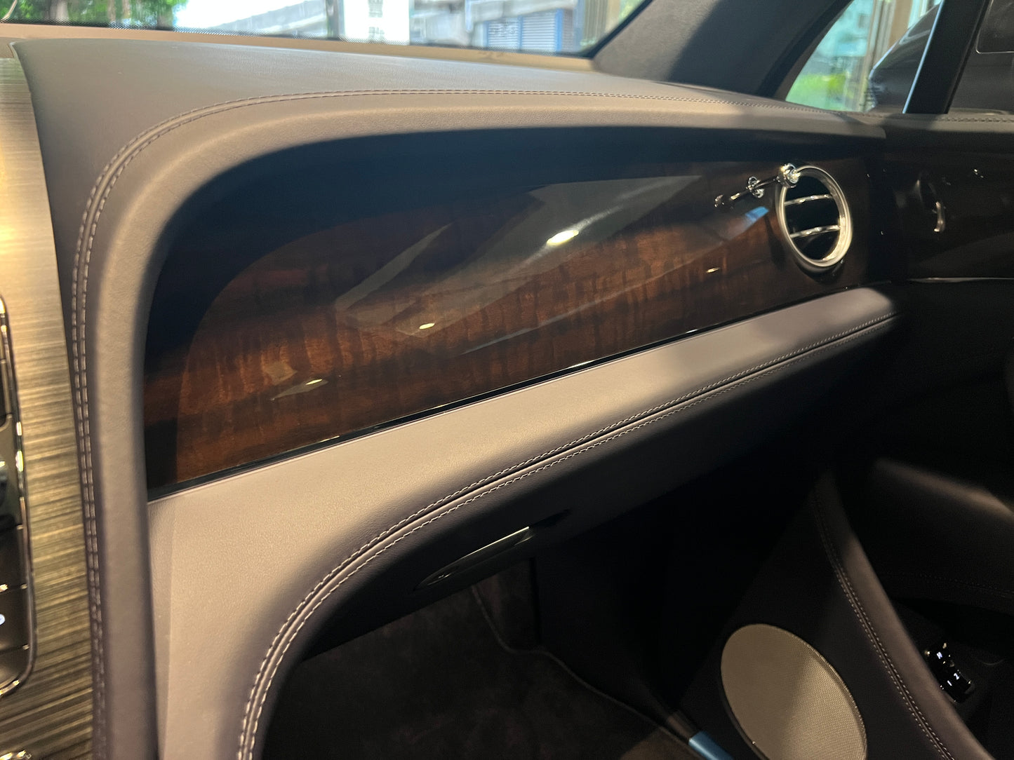 2017 Bentley Bentayga V8 Diesel總代理｜台北超跑買賣｜TopAuto豐群汽車