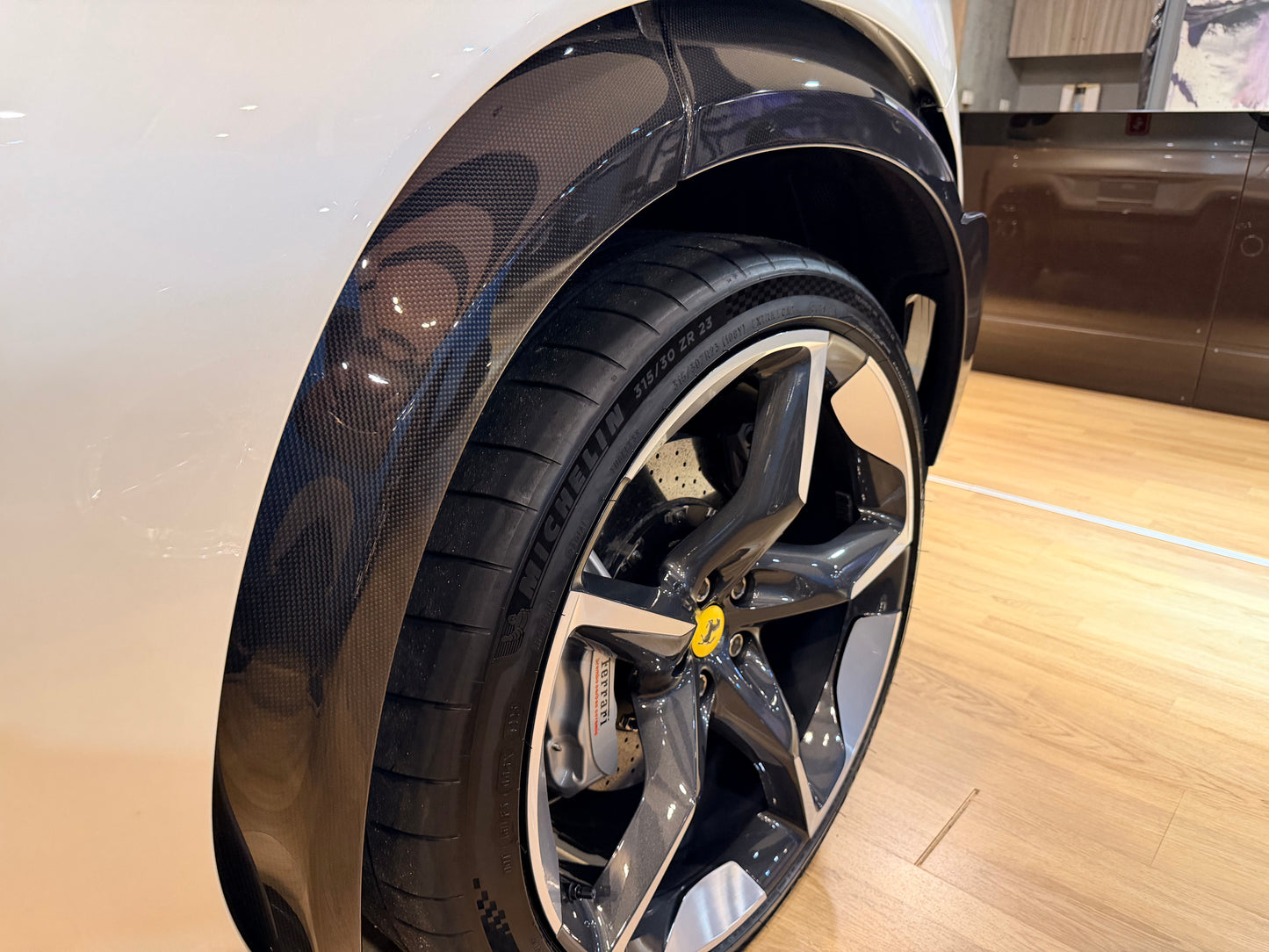 **2024 Ferrari Purosangue 總代理 | 台北超跑專賣 | TopAuto豐群汽車