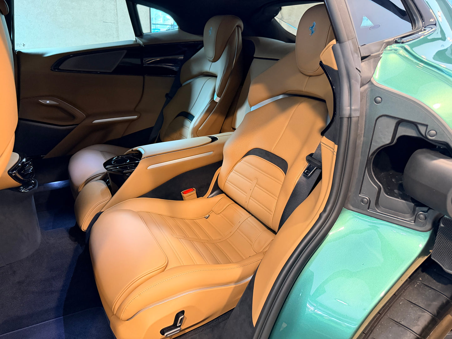 2024 Ferrari Purosangue 總代理 | 台北超跑專賣 | TopAuto豐群汽車