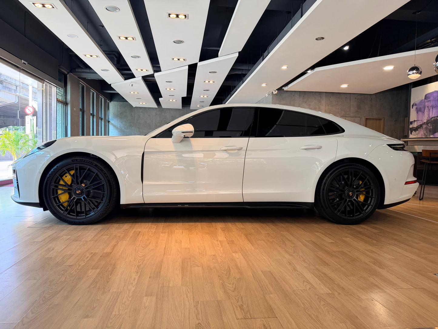 2025 Porsche Panamera GTS 總代理 | 台北超跑專賣 | TopAuto豐群汽車