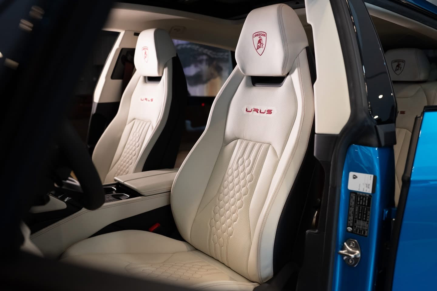 2024 Lamborghini Urus S 總代理一手車 | 台北超跑專賣 | TopAuto豐群汽車