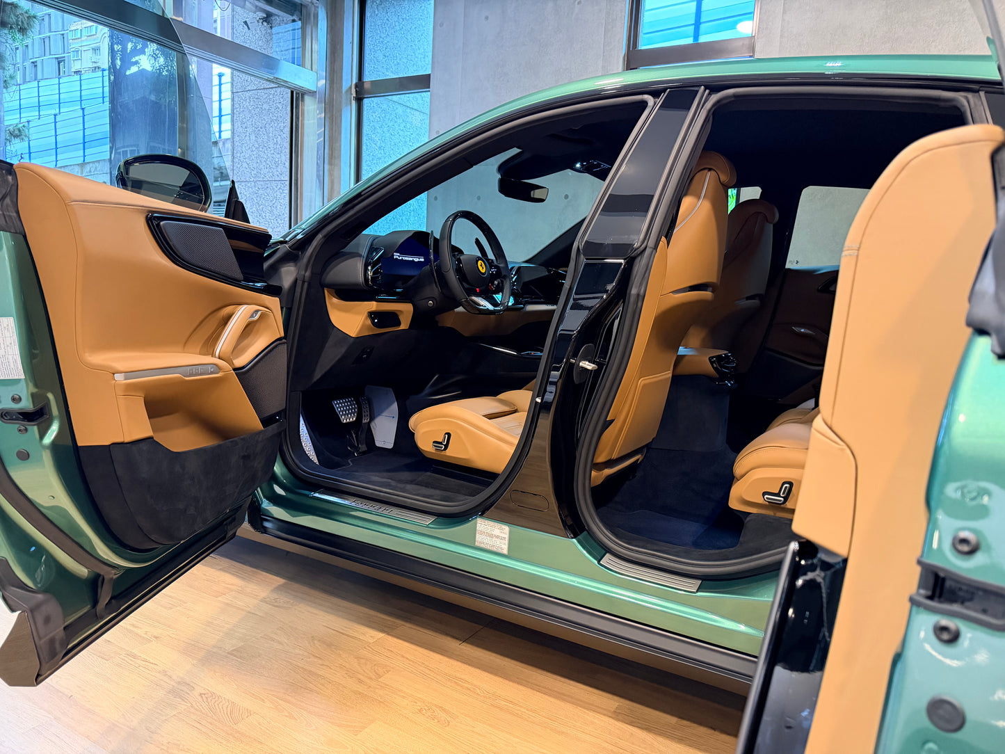 2024 Ferrari Purosangue 總代理 | 台北超跑專賣 | TopAuto豐群汽車